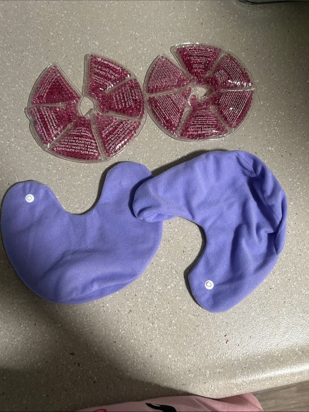 Lansinoh Lavender breast  Therapy Wraps with Reusable Gel Inserts